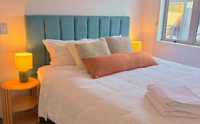 Wanaka 2Br | Walk To Town | Free Parking